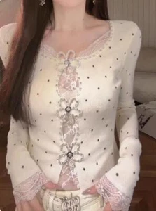 Sexy top tejido manga larga cuello cuadrado ribete encaje 2025 con lunares calce ajustado - Imagen 1 de 5