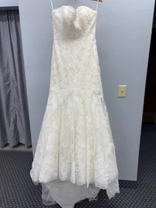 $900 Off White Lace Strapless Mermaid Wedding Dress Size 10 - Picture 1 of 10