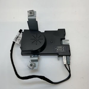 2011 AUDI A3 Antenna Amplifier Booster Control Module Unit PIN 8P4035225D - Picture 1 of 7