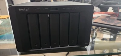 Synology DS1515+ 5 Bay NAS Disk Station w/ 4 1.8 tb drives, updated firmware - Image 1 of 4