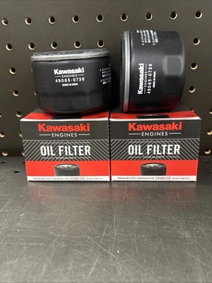 (2) OIL FILTERS, OEM KAWASAKI 49065-0736 (49065-0721, 49065-7007), AM119567 - Image 1 of 3