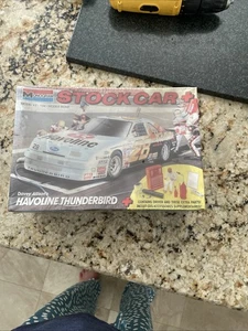 Monogram #28 Stock Car + Havoline Thunderbird Scale 1/24 FACTORY SEALED - Picture 1 of 2
