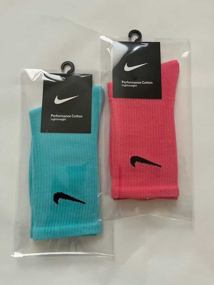 2 Pairs Nike Crew Socks Unisex – Cotton Sport Gym Casual – Black White Mixed UK