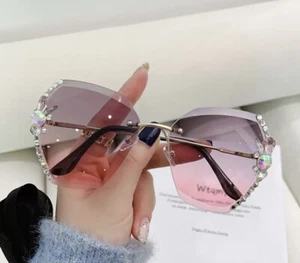 Fashion sunglasses For women. 2022 - Picture 1 of 2