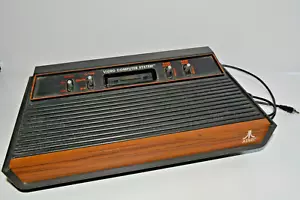 Atari 2600 Video Game Console Only Woody - Picture 1 of 3