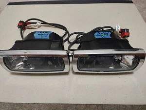 Sylvania Xenarc X1010 HID Driving Auxiliary Fog Light Kit - Picture 1 of 7