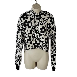 Wild Fable Long Sleeve Crop Hoodie, Black/White, Size M, NWT - Picture 1 of 8