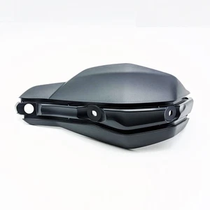 Paramano sinistro originale nero t2308439 Triumph Scrambler 1200 xc/xe/bond ed. - Imagen 1 de 3