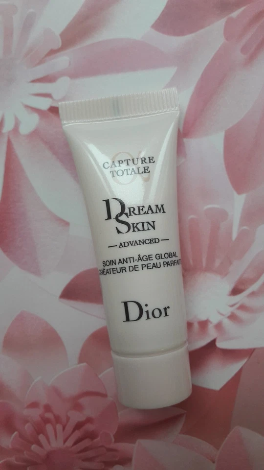 Dior Capture Totale DreamSkin Age Defying Perfect Skin Creator 7 ml x 1 tubo Foto 1 de 1