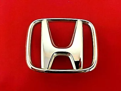 2006 2007 Honda Accord 4 Door Sedan Trunk Rear Deck Lid Emblem 75701-SDA-A000 - Image 1 of 4