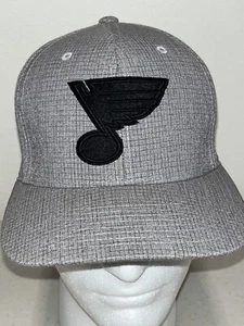 Oficial NHL St. Louis Gorra Azul Sombrero Ajuste Flexible Pequeño Mediano Antiguo Hockey Gris - Imagen 1 de 9