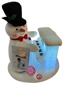 Jingle Pals Hallmark 2023 Sings & Lights NEW VIDEO - Picture 1 of 5