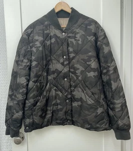 Banana Republic Size Large Camouflage Tan Quilted Bomber Jacket Reversible - Picture 1 of 22