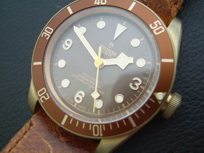 TUDOR BLACK BAY BRONZE - UNGETRAGEN - 79250BM - STICKER - NOS - BOX & PAPIERE - Bild 1 von 4