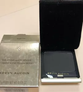KEVYN AUCOIN The Eyeshadow: Single #110/ Black. 0.125 oz. New in Box. Free Ship - Picture 1 of 2