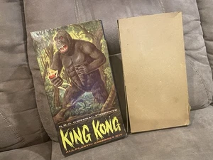 Aurora 1964 #468-149 King Kong Model Kit With Box  Missing a few small pieces - Picture 1 of 7