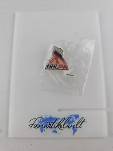Pin Olympic 2014 Sochi NHLPA White, Blue, Red Approx 2.5cm x 2.5cm - Picture 1 of 1