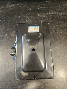 NOS OEM GM 1973- 1980 Chevy Chevrolet C/K GMC Truck Battery Tray # 6262122 - Picture 1 of 2