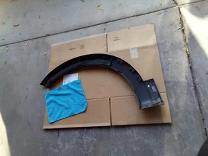 2006 2010 Ford Explorer front Right passenger side fender moulding OEM - Picture 1 of 6