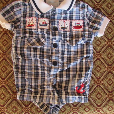 Новый без ценников New Boys baby A little Angel цельный синий клетчатый парусник beach 3–6 месяцев - Изображение 1 из 3