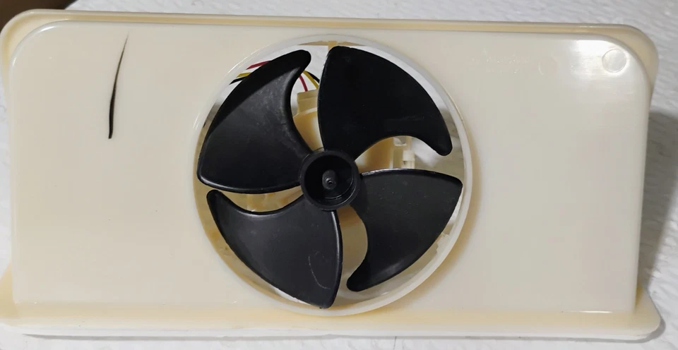 Conjunto de motor ventilador de refrigerador Frigidaire Electrolux A18234402 * A13494401 Foto 1 de 3