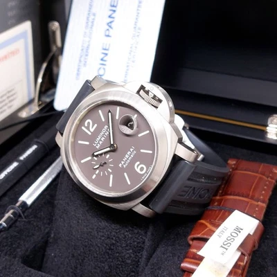 Panerai 44 mm Titanio Automático Tabaco Marrón Esfera Luminor Marina PAM00240 Foto 1 de 4