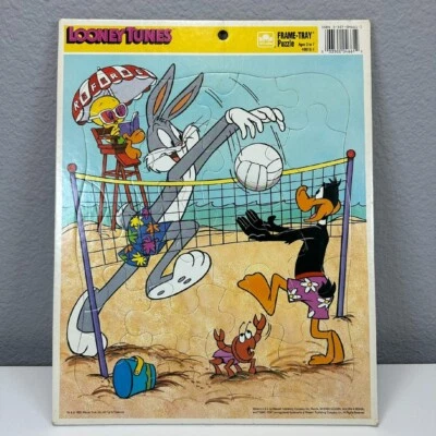 Rompecabezas Looney Tunes 1990 marco-bandeja Bugs Bunny Pato Lucas playa voleibol de colección Foto 1 de 4