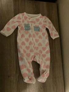 Simple Joys By Carter's Footed Sleeper Newborn Little Sister Heart Print Zip Up - Picture 1 of 3