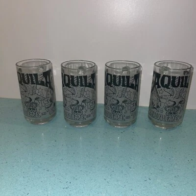 Juego de cuatro tazas de cerveza Krewe of Aquila Orleans 1983 Danny Frolich coleccionables nuevas Foto 1 de 4