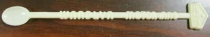Wandlyn Motor Inns, Kanada, Swizzle Spoon weiß mit erhöhtem Druck - Bild 1 von 4