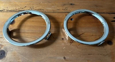 NUEVO RENAULT CLIO IV 4 LUCES ANTINIEBLA ENVOLVENTES IZQUIERDA Y DERECHA CROMADAS Foto 1 de 3