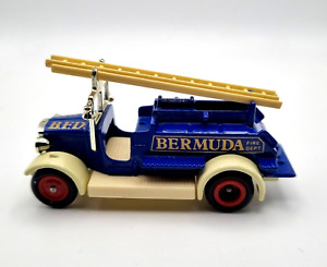 LLEDO DG12 BERMUDA Fire Department Dennis 1934 FIRE ENGINE Vehicle VINTAGE VG+