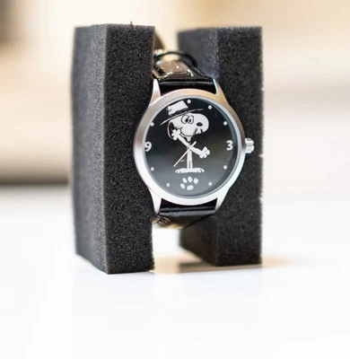 Snoopy Peanuts Armbanduhr Quarzuhr mit Batterie - Exklusiv Limit (neu) - Bild 1 von 3