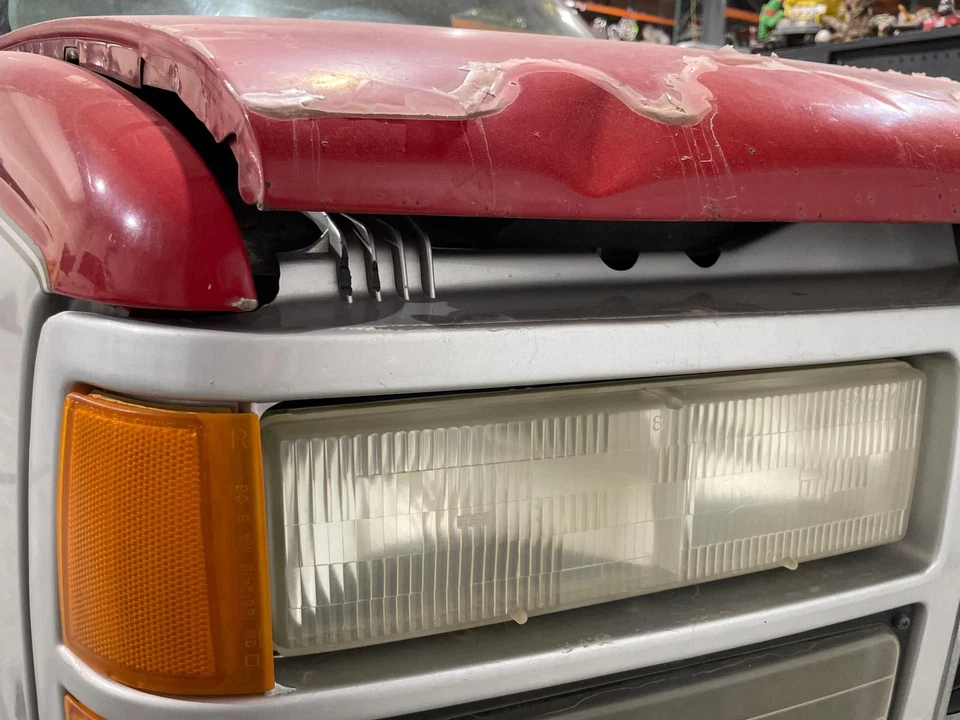 Faro compuesto derecho GMC SIERRA1500 90-99 Foto 1 de 1