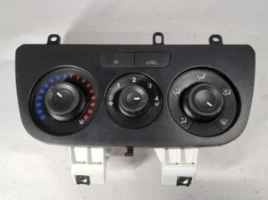 2015-2018 Ram Promaster city A/C Heater Temperature Climate Control Oem - Picture 1 of 2