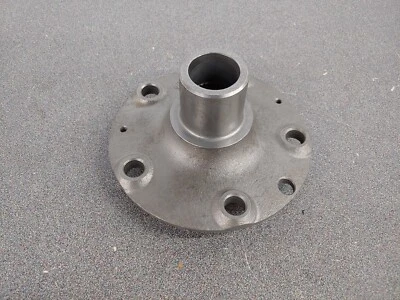 VERY NICE USED ORIGINAL GENUINE PORSCHE 928 REAR WHEEL HUB 1978-1982 - Image 1 of 4