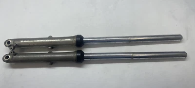HONDA CM250 CM 250 C 1982-1983 HORQUILLAS DELANTERAS PERSONALIZADAS JUEGO SUSPENSIÓN AMORTIGUADOR PAR Foto 1 de 4