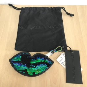Kendall + Kylie Iridescent Lips Bag Charm Keyring Sequinned 15cm Long NEW - Picture 1 of 8
