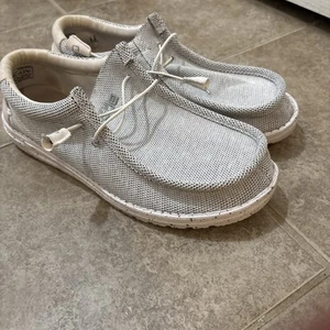 Hey Dude Men's Wally Sox Stone Lightweight Mint Condition Size 12 - Picture 1 of 7