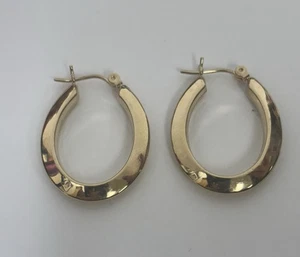 14k Yellow Gold Nickel Size Oval Hoop Earrings - Picture 1 of 5