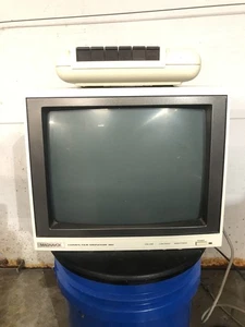 Vtg 1985 Magnavox 11.5 Computer Monitor 80 Model BM7622 074B Read ASIS Powers On - Picture 1 of 7