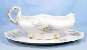 Theodore Haviland Gravy Boat & Underplate Schleiger 162 122 Blue Flowers Antique - Picture 1 of 9