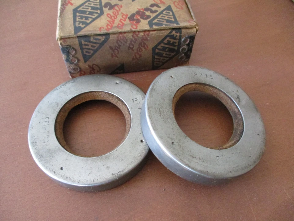 1935 36 37 38 39 40 41 42 46 47 48-55 + PACKARD + Rear Wheel Inner Seals + NOS Foto 1 de 1