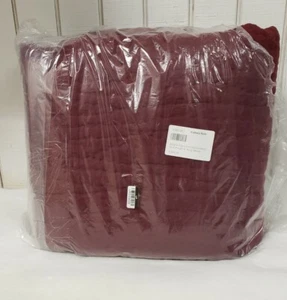 New Pottery Barn Belgian Flax Linen Handcrafted King Quilt Merlot - Picture 1 of 6
