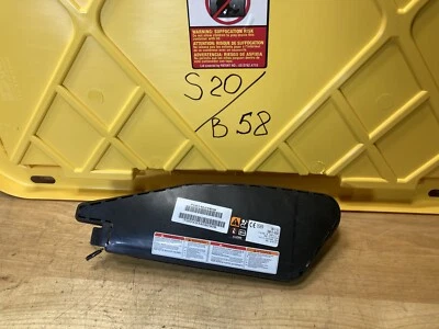 Оригинальное переднее пассажирское правостороннее сиденье Jeep Patriot Compass 2015-2017 годов выпуска 68146240 - Изображение 1 из 4