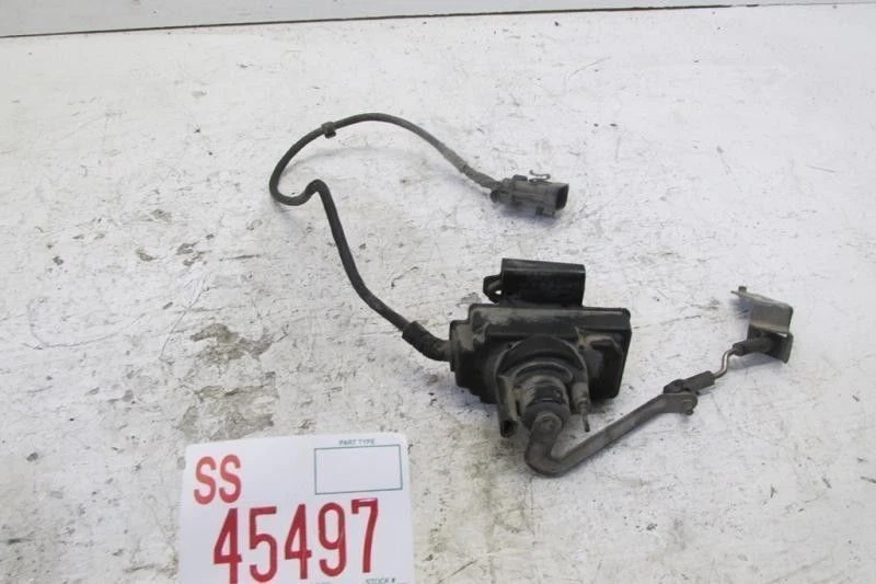 2001 CADILLAC CATERA RIGHT PASSENGER SUSPENSION HIGH LEVER SENSOR OEM  9966 - Image 1 of 4