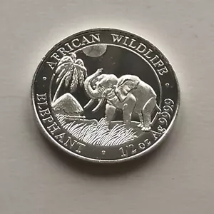 Elefante de Somalia, 50 chelines 2017, 1/2 onza plata 999 (S4-16-12 - Imagen 1 de 2
