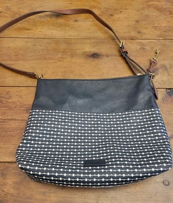 Cartera Bandolera Ajustable Estampada Negra/Blanca Fossil Fiona Envío Gratis  Foto 1 de 4