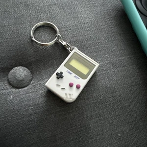Vintage 1990s Nintendo Gameboy Time Boy Keyring Watch Magazine Cover Gift - Picture 1 of 8