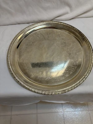 Винтажный посеребренный сервировочный поднос WM Rogers 171–12 дюймов круглое травленое блюдо - Изображение 1 из 4